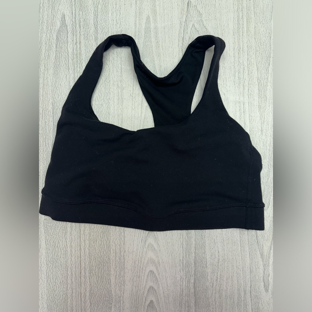 Lululemon Sports Bra- Size 4- Black 
In very good condition
